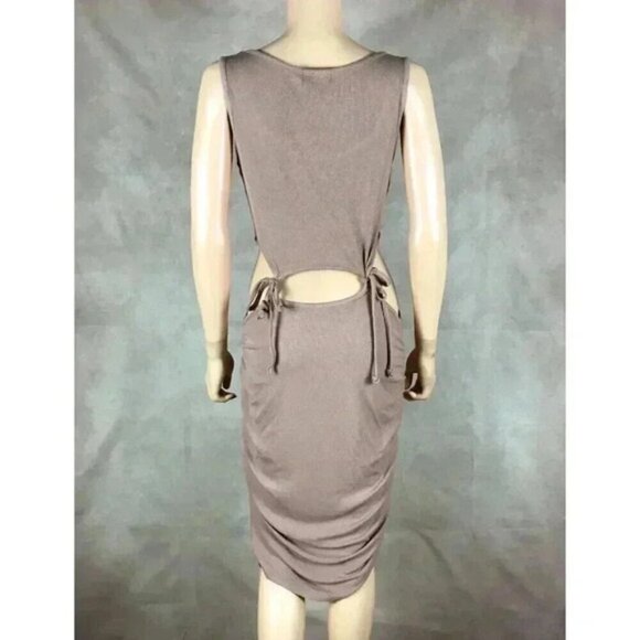Cut-Out Waist Ruched Bodycon Dress NEW Size Large - Picture 9 of 11